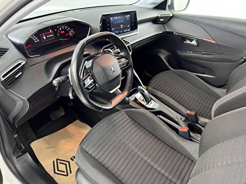 peugeot, 208, hatchback 1.2 puretech prime eat8, otomatik, benzin 2.el otomobil | renew 22