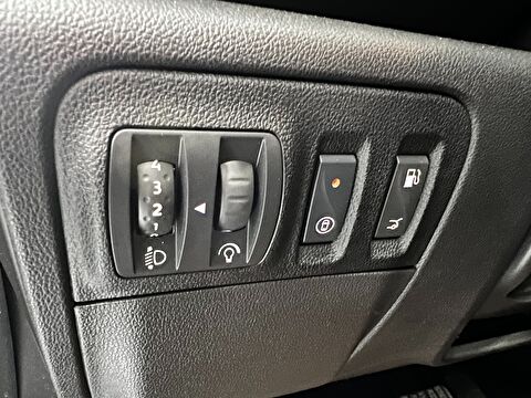 renault, megane, sedan 1.5 blue dcı touch edc, otomatik, dizel 2.el otomobil | renew 39