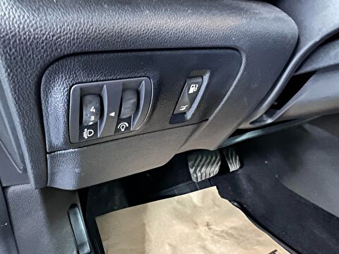renault, megane, sedan 1.5 blue dcı ıcon edc, otomatik, dizel 2.el otomobil | renew 33