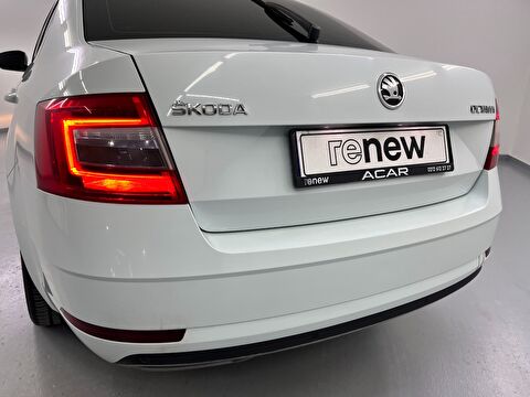skoda, octavia, sedan 1.6 tdı greentec optimal dsg, otomatik, dizel 2.el otomobil | renew 10