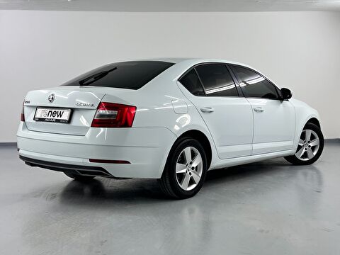 skoda, octavia, sedan 1.6 tdı greentec optimal dsg, otomatik, dizel 2.el otomobil | renew 5