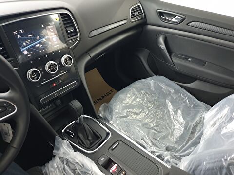 renault, megane, sedan 1.3 tce touch edc, otomatik, benzin 2.el otomobil | renew 29