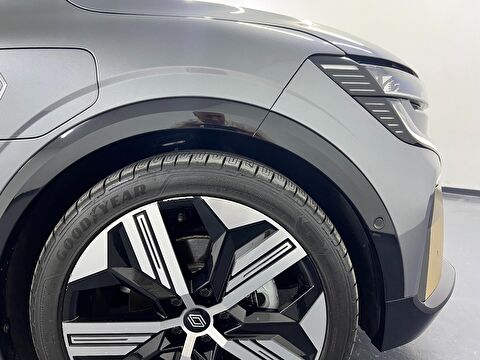 renault, megane e-tech, crossover ev60 ıconic otomatik, otomatik, elektrik 2.el otomobil | renew 16