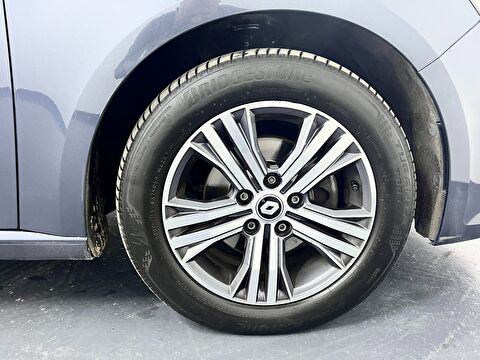 renault, megane, sedan 1.3 tce touch edc, otomatik, benzin 2.el otomobil | renew 17