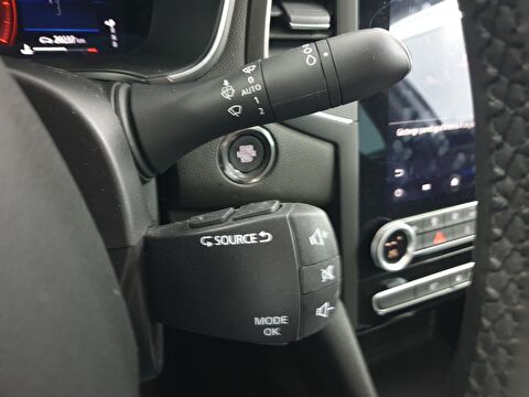 renault, megane, sedan 1.3 tce ıcon edc, otomatik, benzin 2.el otomobil | renew 32