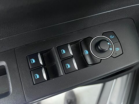 ford, tourneo courier, 1.0l ecoboost titanium, otomatik, benzin 2.el otomobil | renew 36