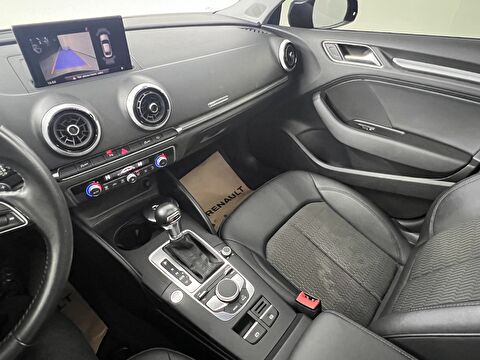 audi, a3, sedan 35 tfsı design s-tronic, otomatik, benzin 2.el otomobil | renew 42