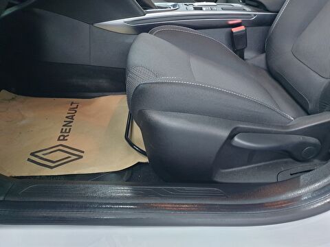 renault, megane, sedan 1.3 tce touch edc, otomatik, benzin 2.el otomobil | renew 22