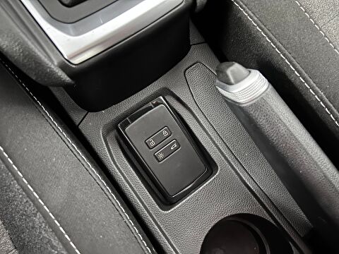 renault, clio, hatchback 1.0 tce evolution x-tronic, otomatik, benzin 2.el otomobil | renew 50