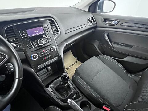 renault, megane, sedan 1.3 tce joy, manuel, benzin 2.el otomobil | renew 39