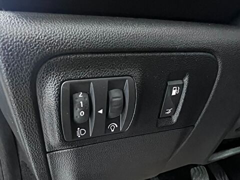 renault, megane, sedan 1.3 tce joy, manuel, benzin 2.el otomobil | renew 36