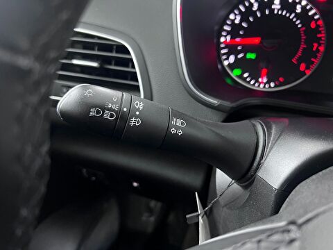 renault, megane, sedan 1.3 tce joy, manuel, benzin 2.el otomobil | renew 34