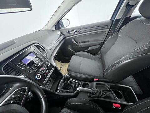 renault, megane, sedan 1.3 tce joy, manuel, benzin 2.el otomobil | renew 38