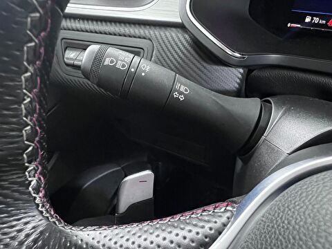 renault, captur, crossover 1.3 tce mhev rs line edc, otomatik, mhev 2.el otomobil | renew 40
