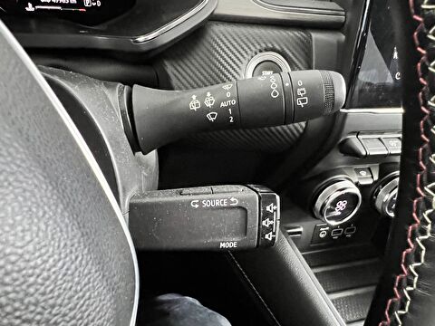 renault, captur, crossover 1.3 tce mhev rs line edc, otomatik, mhev 2.el otomobil | renew 39