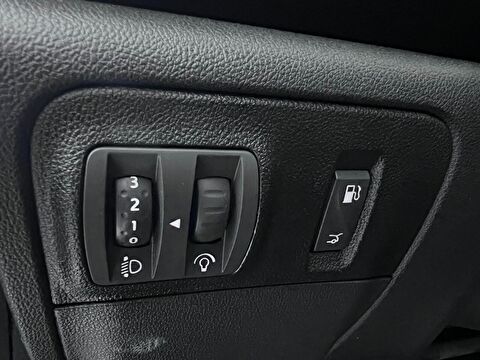 renault, megane, sedan 1.3 tce touch edc, otomatik, benzin 2.el otomobil | renew 38