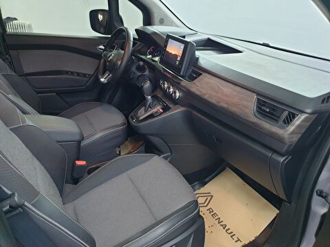 renault, kangoo multix, combi 1.3 tce ıconic edc, otomatik, benzin 2.el otomobil | renew 16