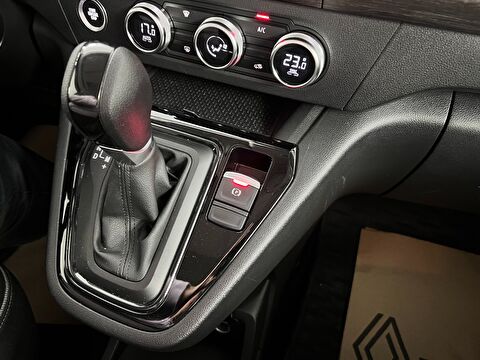 renault, kangoo multix, combi 1.3 tce ıconic edc, otomatik, benzin 2.el otomobil | renew 46