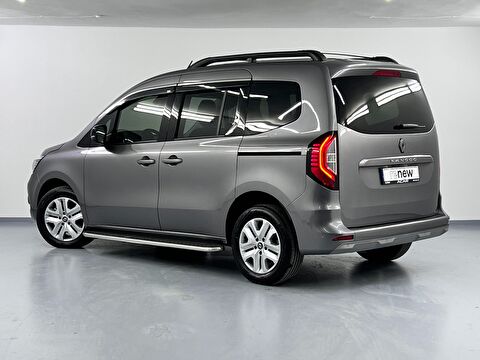 renault, kangoo multix, combi 1.3 tce ıconic edc, otomatik, benzin 2.el otomobil | renew 8