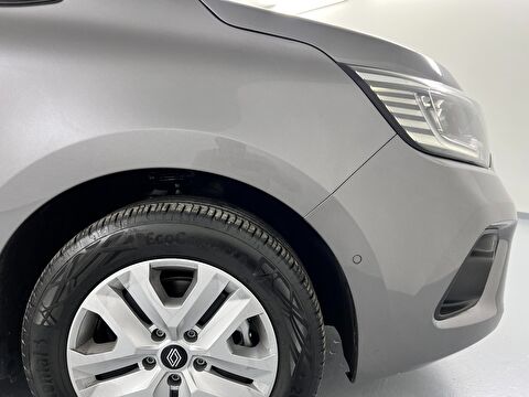 renault, kangoo multix, combi 1.3 tce ıconic edc, otomatik, benzin 2.el otomobil | renew 17