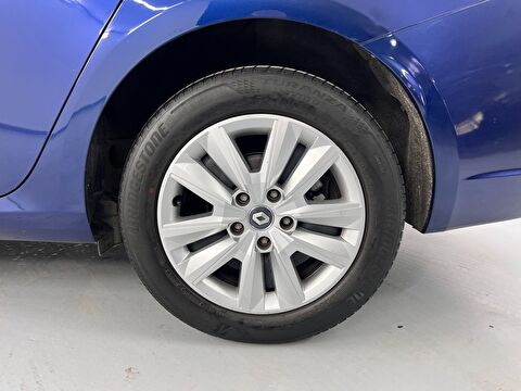 renault, megane, sedan 1.3 tce joy, manuel, benzin 2.el otomobil | renew 15