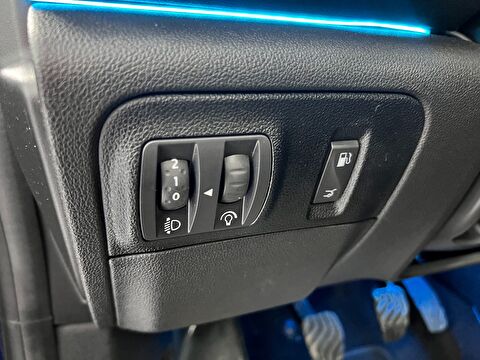 renault, megane, sedan 1.3 tce joy, manuel, benzin 2.el otomobil | renew 35