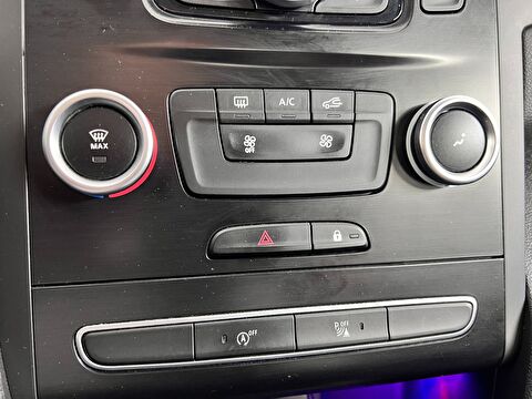 renault, megane, sedan 1.3 tce joy, manuel, benzin 2.el otomobil | renew 42