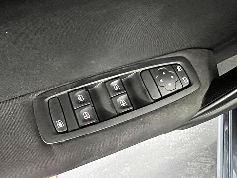 renault, megane, sedan 1.3 tce joy, manuel, benzin 2.el otomobil | renew 32