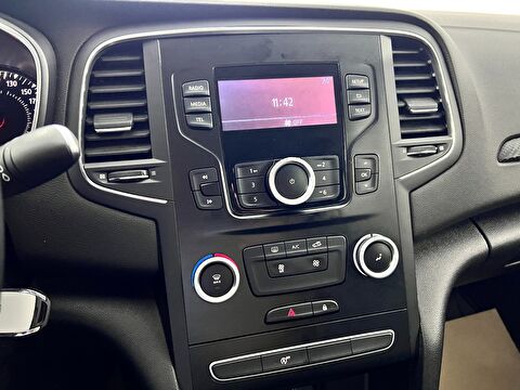 renault, megane, sedan 1.3 tce joy, manuel, benzin 2.el otomobil | renew 37