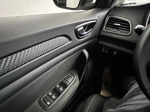 renault, megane, sedan 1.3 tce joy, manuel, benzin 2.el otomobil | renew 31