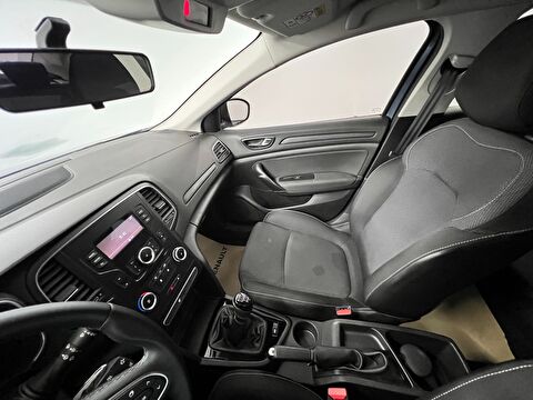 renault, megane, sedan 1.3 tce joy, manuel, benzin 2.el otomobil | renew 33