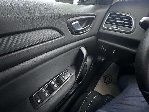 renault, megane, sedan 1.5 bluedci touch edc, otomatik, dizel 2.el otomobil | renew 35