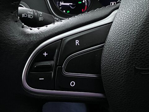 renault, megane, sedan 1.5 bluedci touch edc, otomatik, dizel 2.el otomobil | renew 30