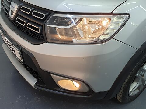 dacia, sandero, hatchback 0.9 tce stepway, manuel, benzin 2.el otomobil | renew 9