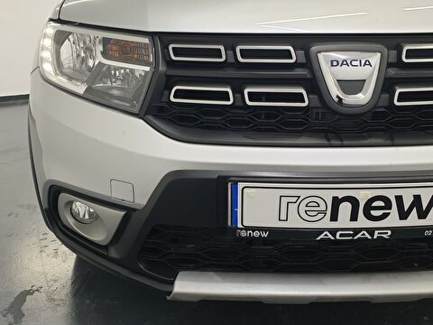 dacia, sandero, hatchback 0.9 tce stepway, manuel, benzin 2.el otomobil | renew 8