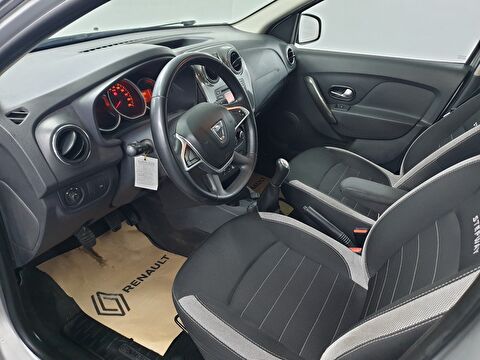 dacia, sandero, hatchback 0.9 tce stepway, manuel, benzin 2.el otomobil | renew 19
