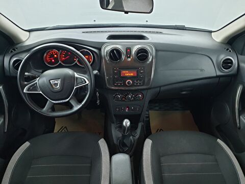 dacia, sandero, hatchback 0.9 tce stepway, manuel, benzin 2.el otomobil | renew 17