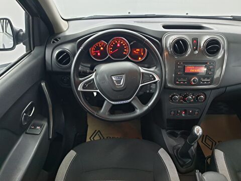 dacia, sandero, hatchback 0.9 tce stepway, manuel, benzin 2.el otomobil | renew 22