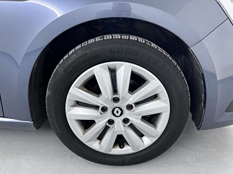 renault, megane, sedan 1.3 tce touch edc, otomatik, benzin 2.el otomobil | renew 17