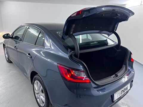 renault, megane, sedan 1.3 tce touch edc, otomatik, benzin 2.el otomobil | renew 19