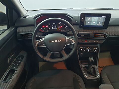 dacia, sandero, hatchback 1.0 tce stepway expression cvt, otomatik, benzin 2.el otomobil | renew 24