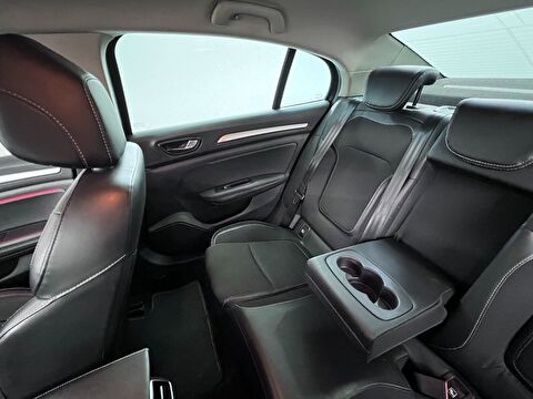 renault, megane, sedan 1.5 bluedci ıcon edc, otomatik, dizel 2.el otomobil | renew 25