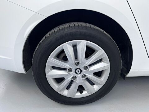 renault, megane, sedan 1.3 tce touch edc, otomatik, benzin 2.el otomobil | renew 18