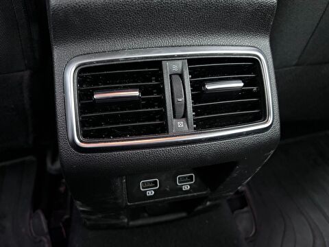 renault, megane, sedan 1.3 tce touch edc, otomatik, benzin 2.el otomobil | renew 28