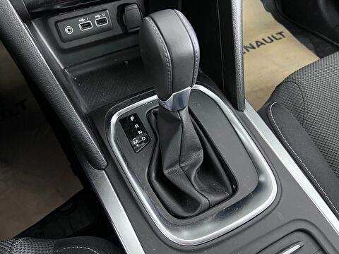 renault, megane, sedan 1.3 tce touch edc, otomatik, benzin 2.el otomobil | renew 48