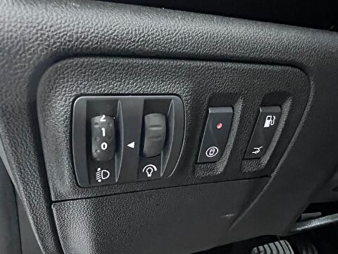 renault, megane, sedan 1.3 tce touch edc, otomatik, benzin 2.el otomobil | renew 37