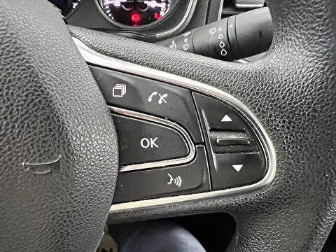 renault, megane, sedan 1.3 tce joy, manuel, benzin 2.el otomobil | renew 31