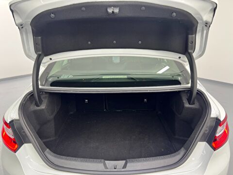 renault, megane, sedan 1.3 tce joy, manuel, benzin 2.el otomobil | renew 19