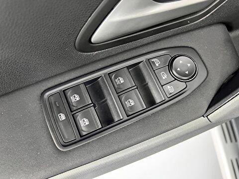 renault, duster, suv 1.2 tce mhev 4x4 advanced techno, manuel, mhev 2.el otomobil | renew 46