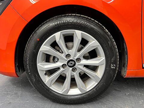 renault, clio, hatchback 1.0 tce evolution x-tronic, otomatik, benzin 2.el otomobil | renew 17